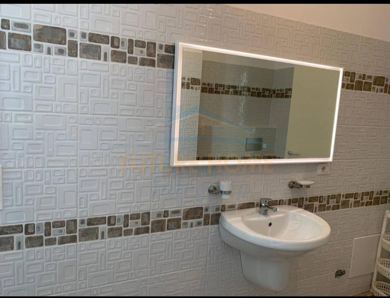 For rent, 2+1 Apartment, Zogu I Boulevard, Tirana.