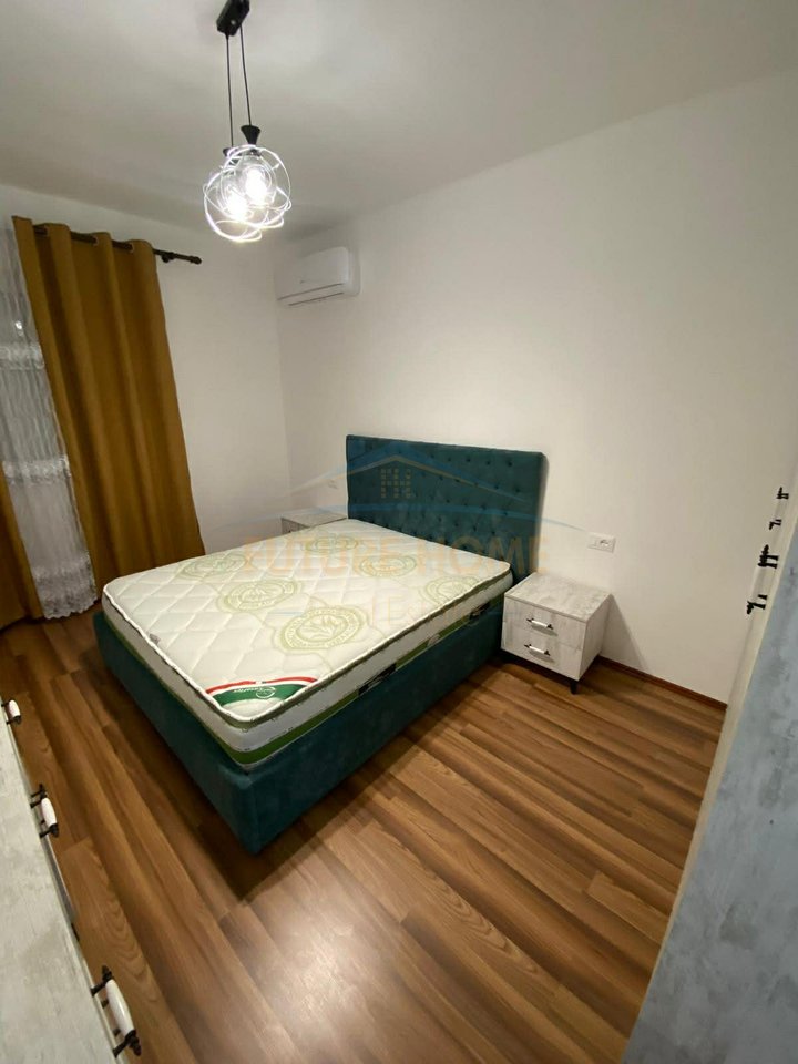 Shitet , Apartament 1+1 Unaza e re , Tirane