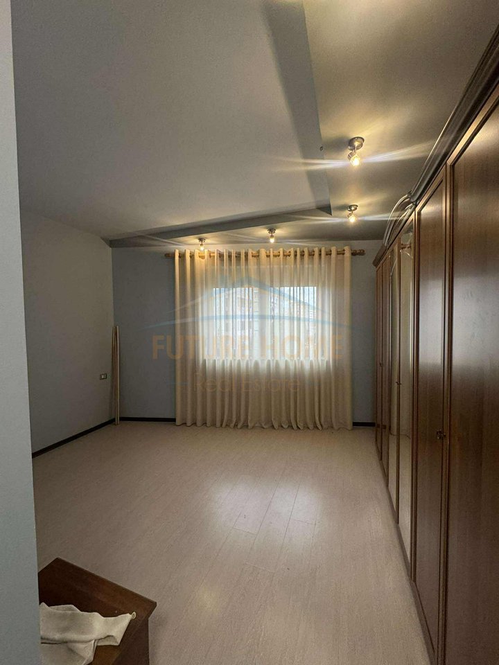 Affitto, Appartamento 2+1+2 Nuovo Anello, Tirana