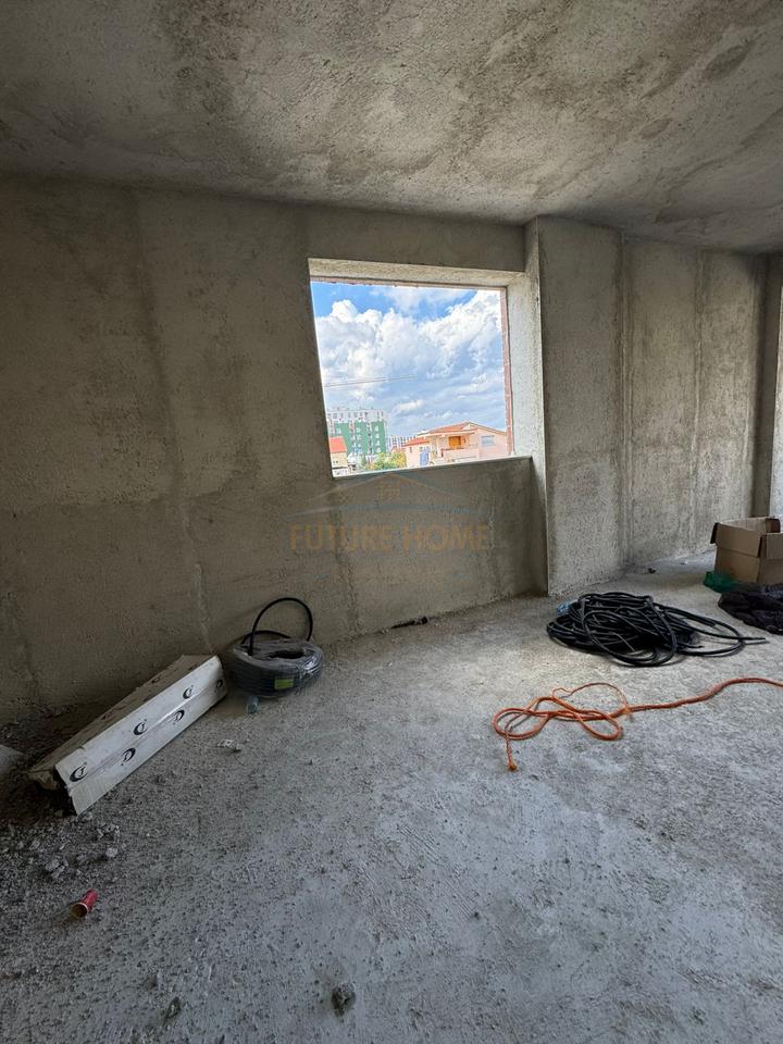 For sale, Apartment 2+1+2, Aviation Field, Tirana.