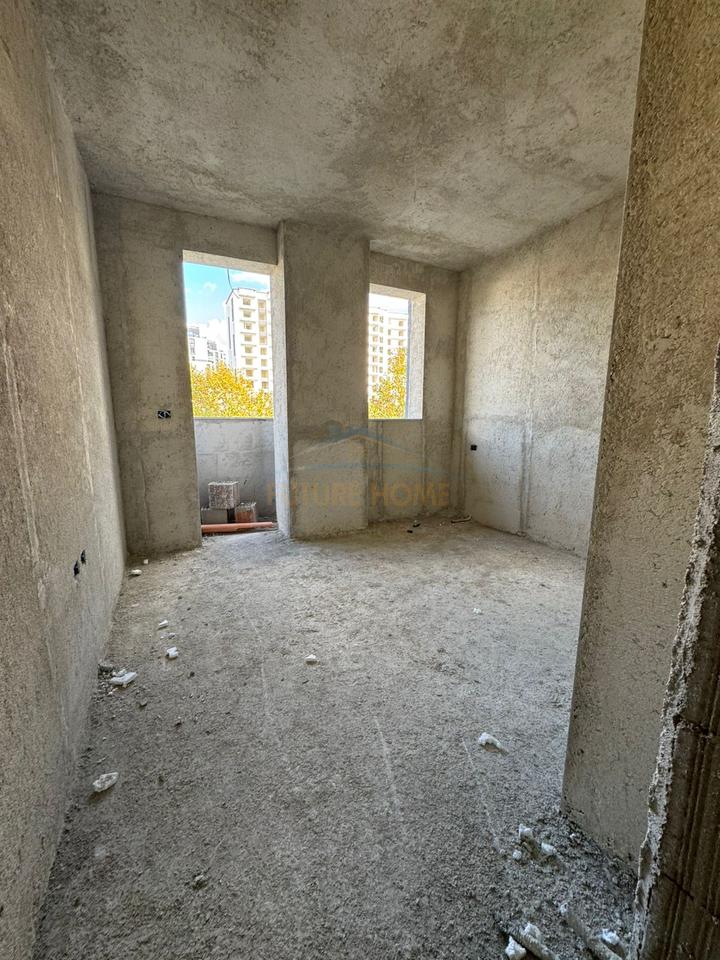 For sale, Apartment 2+1+2, Aviation Field, Tirana.