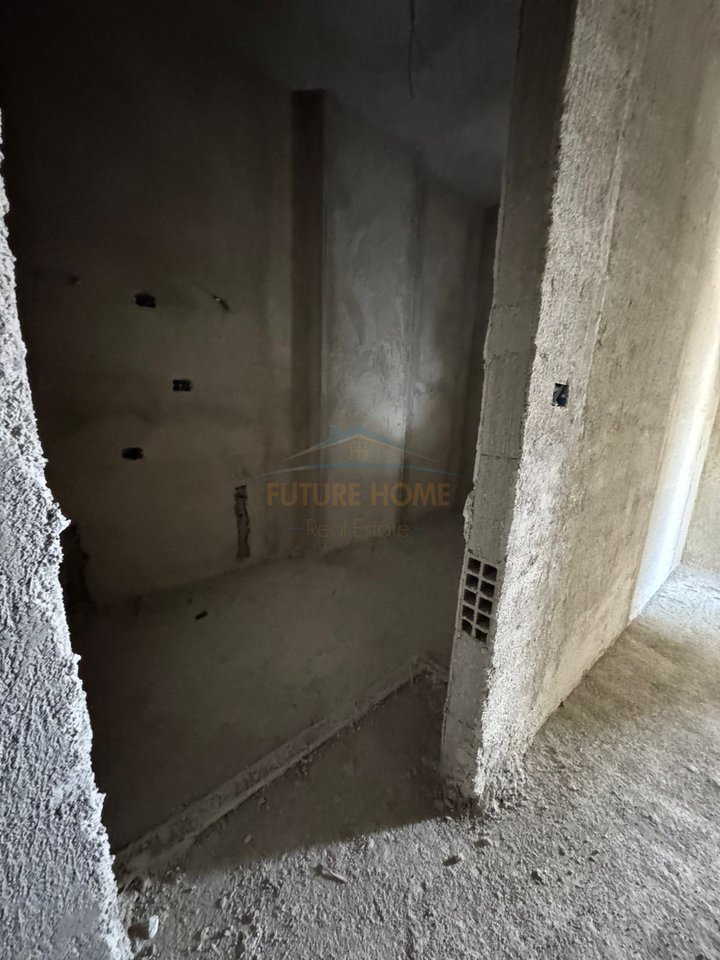 For sale, Apartment 2+1+2, Aviation Field, Tirana.