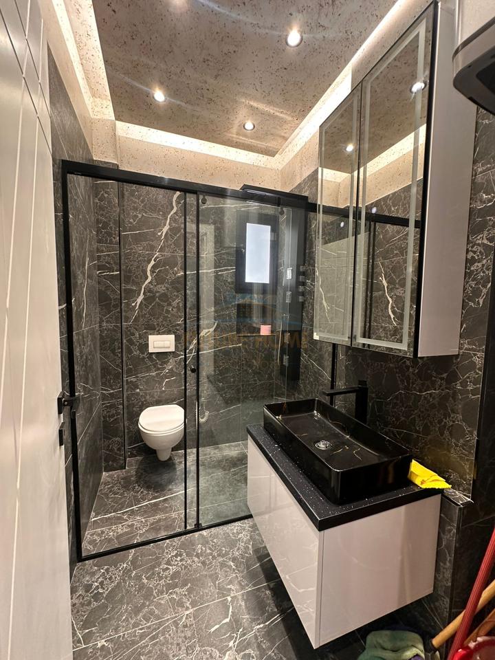 Qera, Apartament 1+1, te Tiku dhe Mato, Vlore.