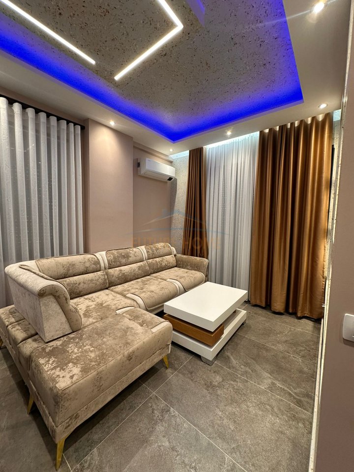 Qera, Apartament 1+1, te Tiku dhe Mato, Vlore.