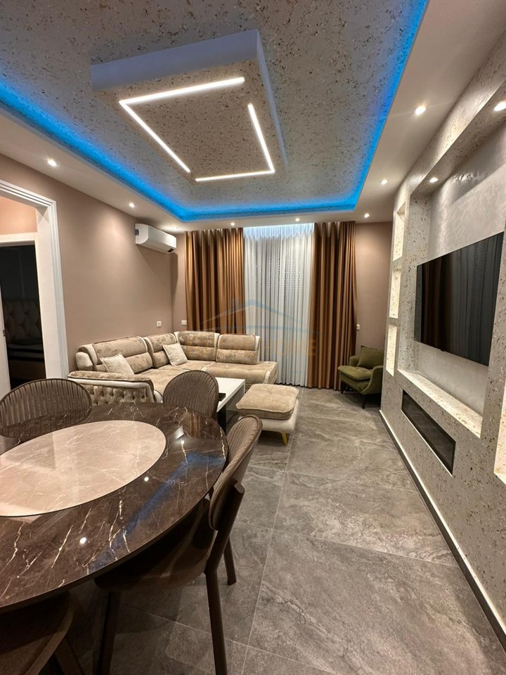 Qera, Apartament 1+1, te Tiku dhe Mato, Vlore.