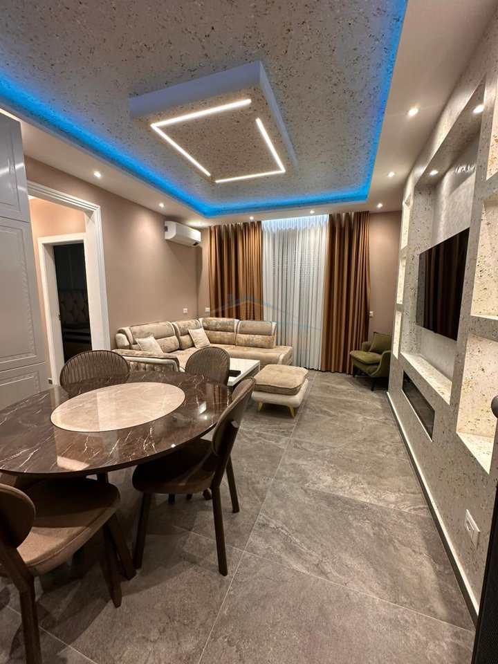 Qera, Apartament 1+1, te Tiku dhe Mato, Vlore.