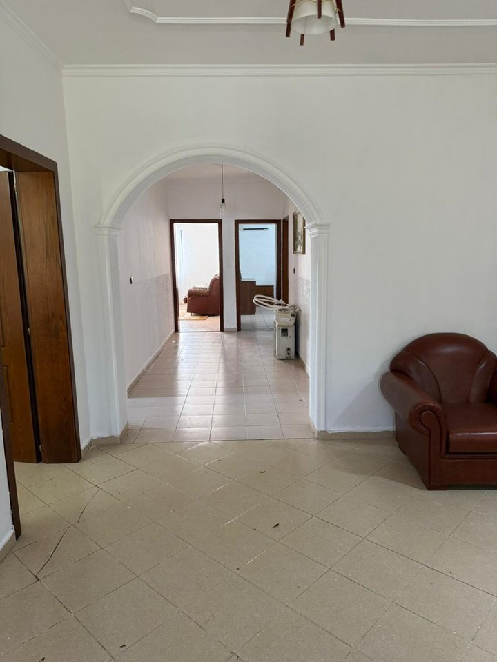 Qera, Vilë 1-Katëshe, Casa Italia, Tiranë.