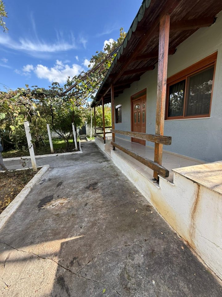 Qera, Vilë 1-Katëshe, Casa Italia, Tiranë.