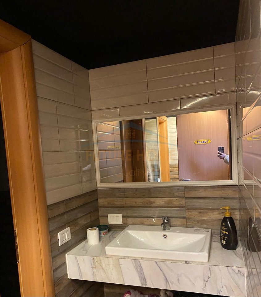 In vendita, Bar Lounge, Fresh, Tirana.