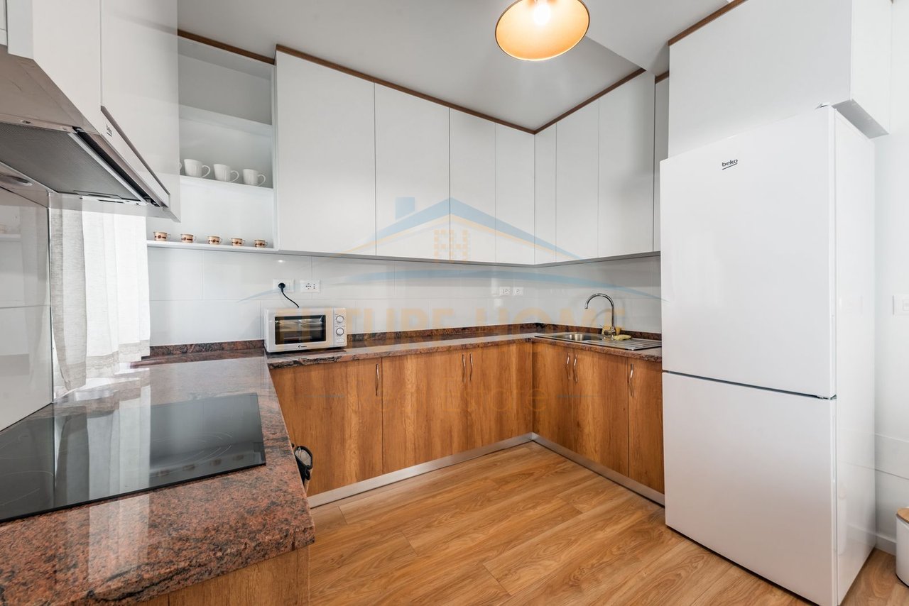 Shitet Apartament 1+1, Rruga Egnatia, Durres