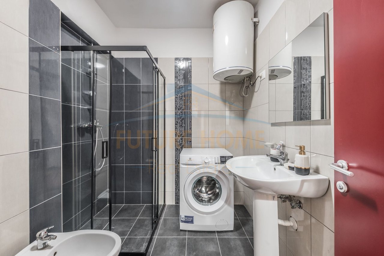 Shitet Apartament 1+1, Rruga Egnatia, Durres