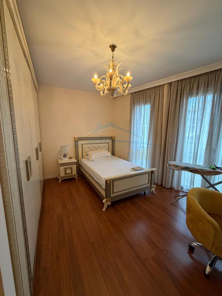 For Sale, Apartment 3+1+2+2 Parking Spaces, Elbasan Road, Tirana