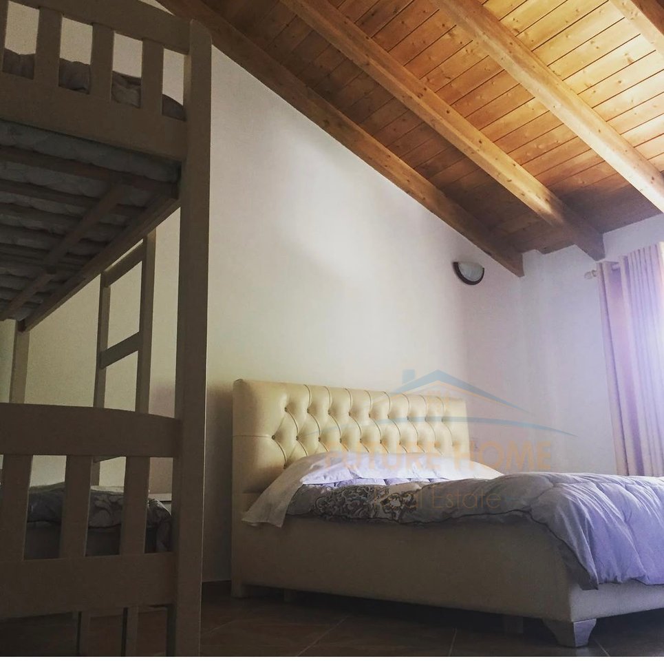 Qira, Hotel 3 katësh, Llogara,Vlore