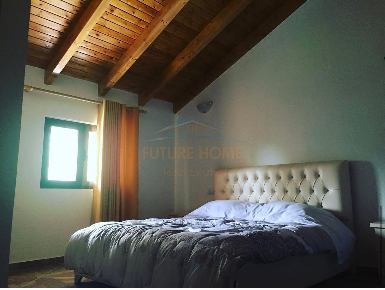 Qira, Hotel 3 katësh, Llogara,Vlore