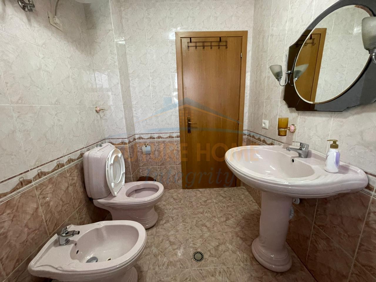 Rent, Apartment 2+1, Vasil Shanto, Tirana.