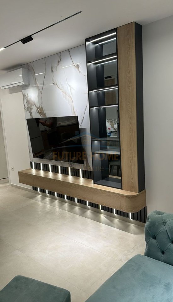 Shitet, Apartament 2+1+Garazhd, Mali i Robit, Golem.