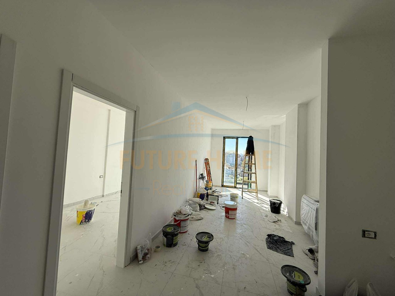 Vendesi Appartamento 1+1, Eagle Residence, Dogana, Tirana