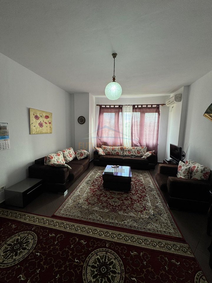 Rent, Apartment 1+1, Mine Peza Street, Tirana.