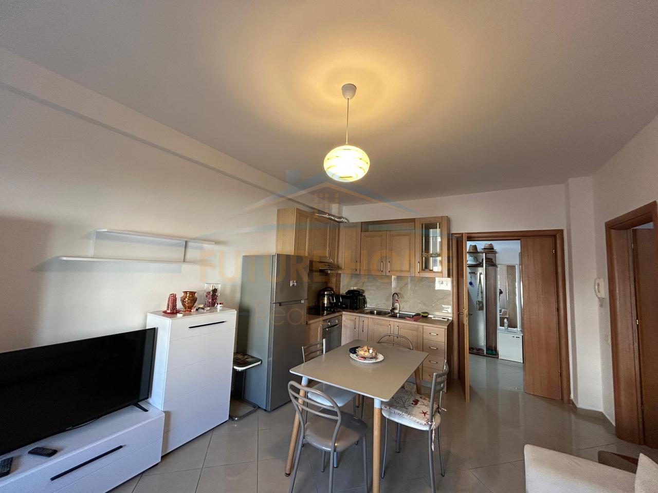 Shitet, Apartament 1+1, Golem, Durrës