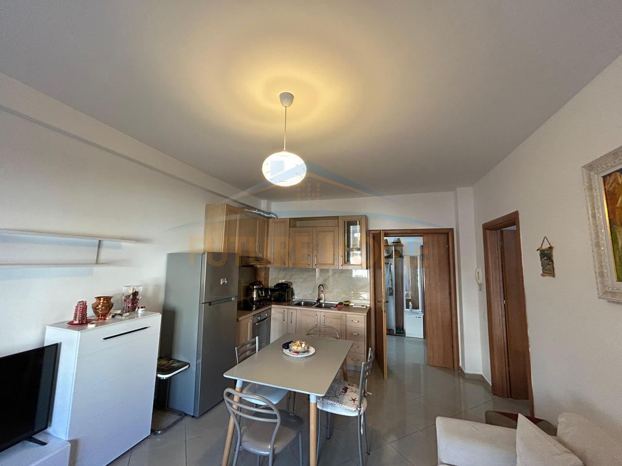 Shitet, Apartament 1+1, Golem, Durrës