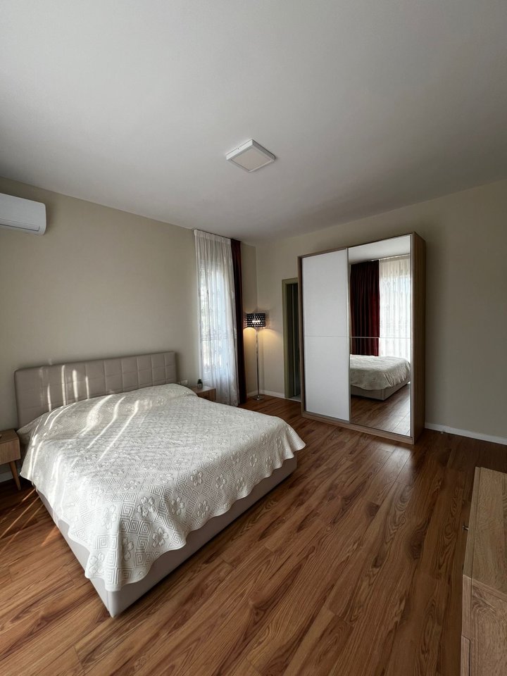 Qera, Vile 2-Kateshe, Prush, Tirane