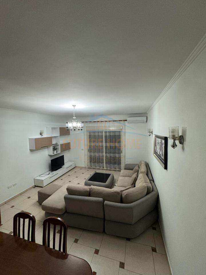 Qera, Apartament 3+1+2, Durres