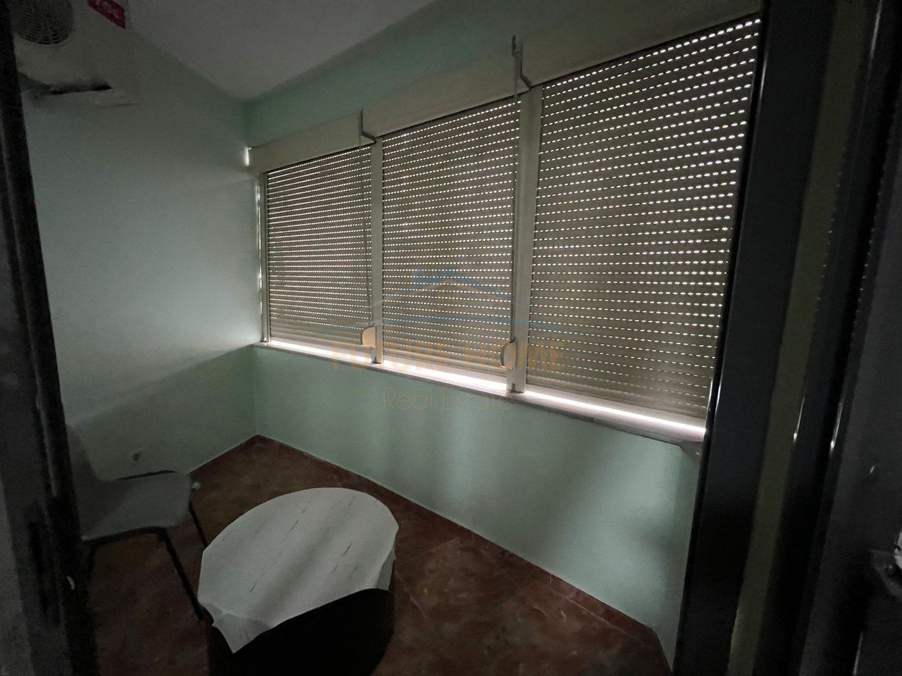 Rent, Apartment 3+1+2+ Parking Spot, Paris Commune