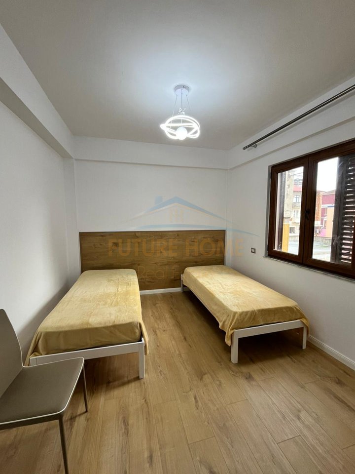 Shitet, Apartament 3+1, Vollga, Durres.