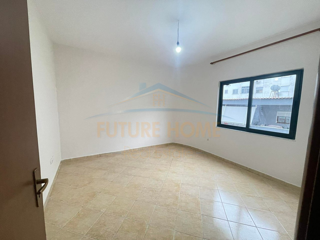 Qera, Apartament 1+1, Fresk