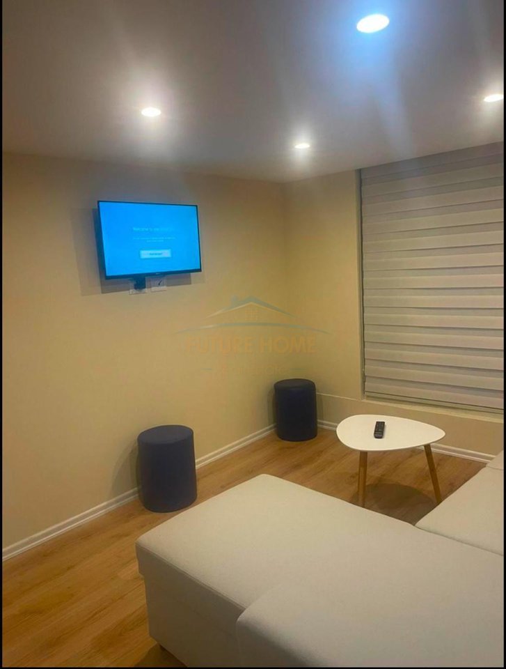 Qera, Duplex, Conad, Vlore