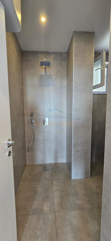 Shitet, Apartament 1+1,Prane UKD, Durres