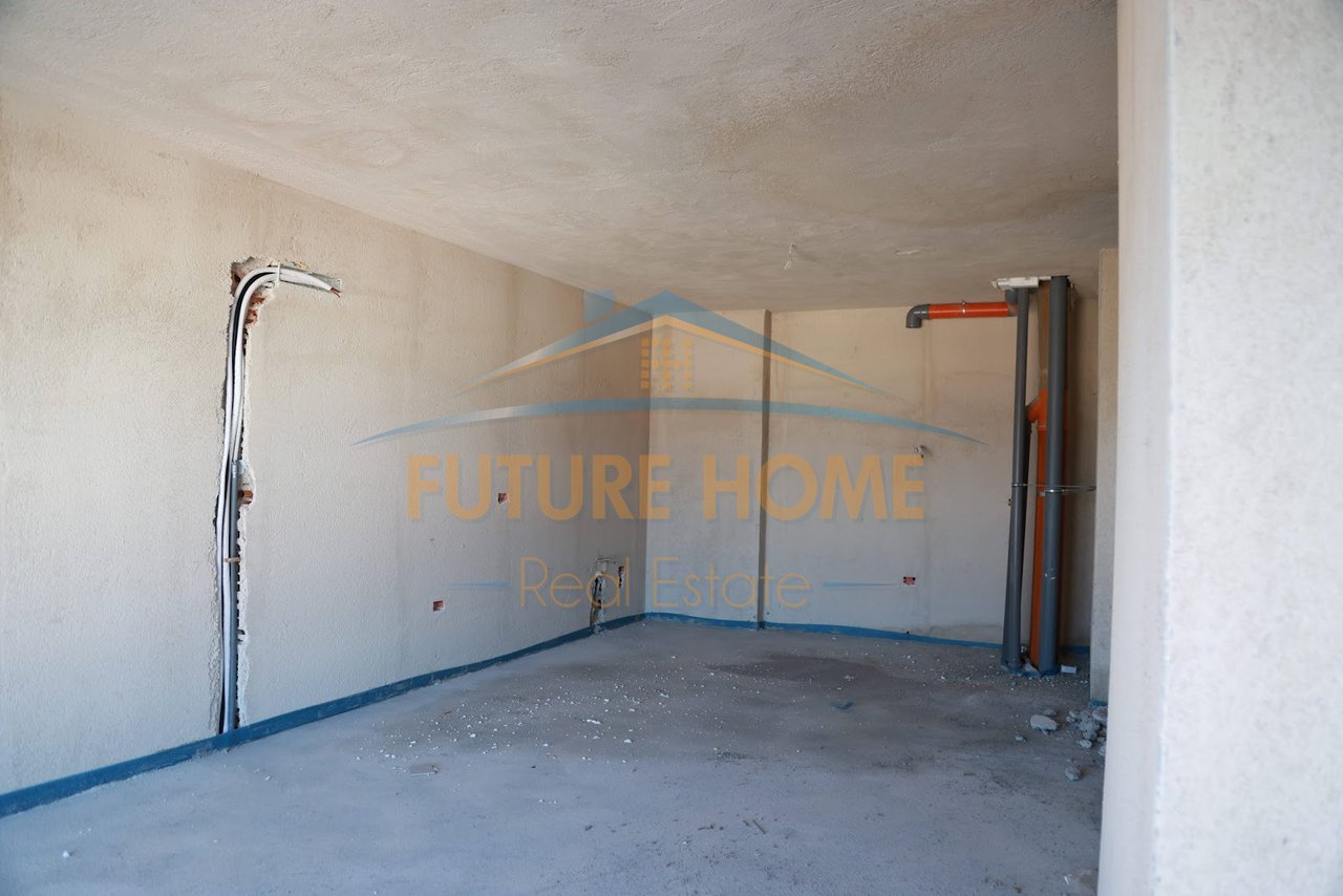 In vendita, Appartamento 2+1+2, White Tower Residence, Komuna e Parisit.