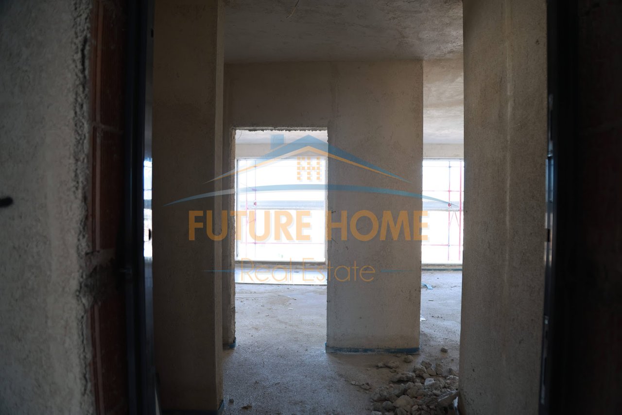 In vendita, Appartamento 2+1+2, White Tower Residence, Komuna e Parisit.