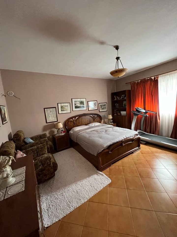 Shitet, Apartament 2+1, Zogu i Zi, Tirane