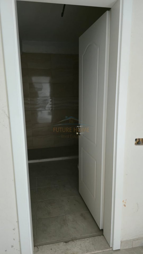 Shitet,Apartament 2+1, Bulevardi Blu, Kamez