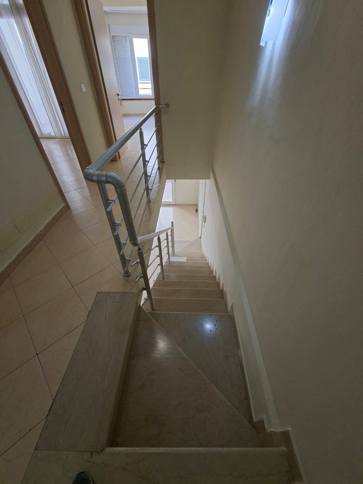 Shitet, Duplex 3+1+2, Rezidenca Kodra e Diellit 1, Tiranë.