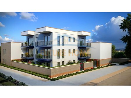 Shitet, Apartament 1+1, Lagjia 13, Korçë