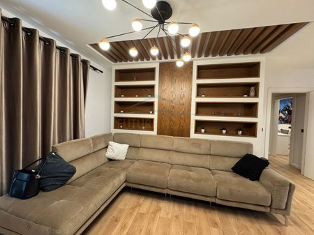 For rent, 3+1+2 Apartment + Parking Space, Fresku.