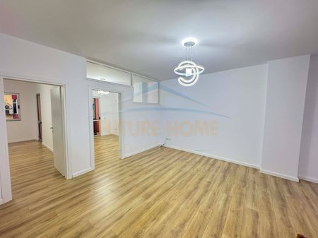 Shitet , Apartament 2+1 , Unaza e Re , Tirane