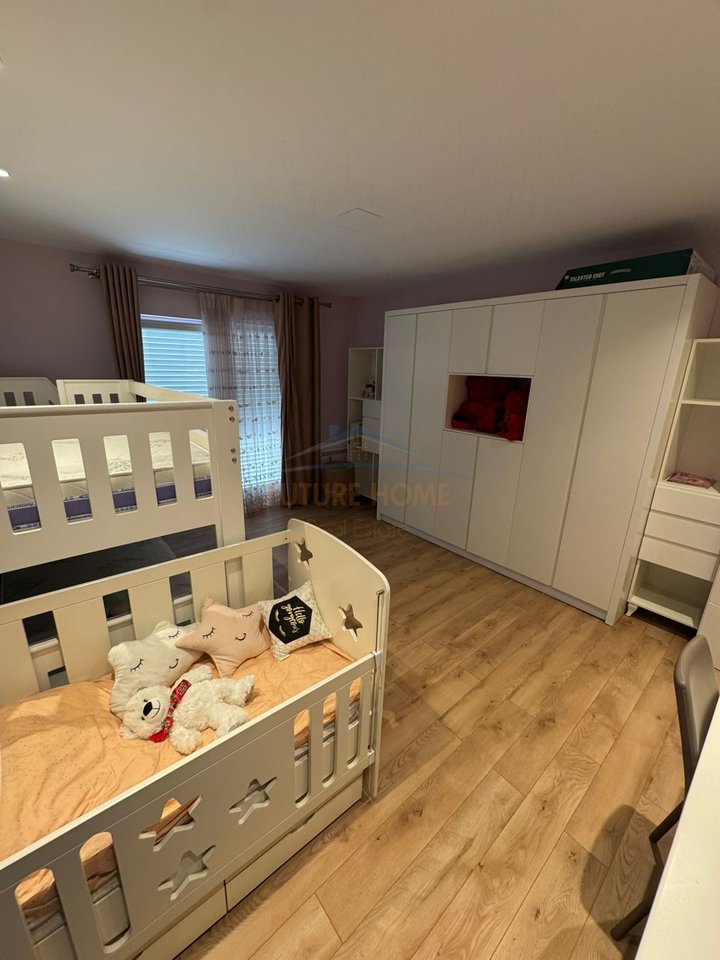 For rent, 3+1+2 Apartment + Parking Space, Fresku.