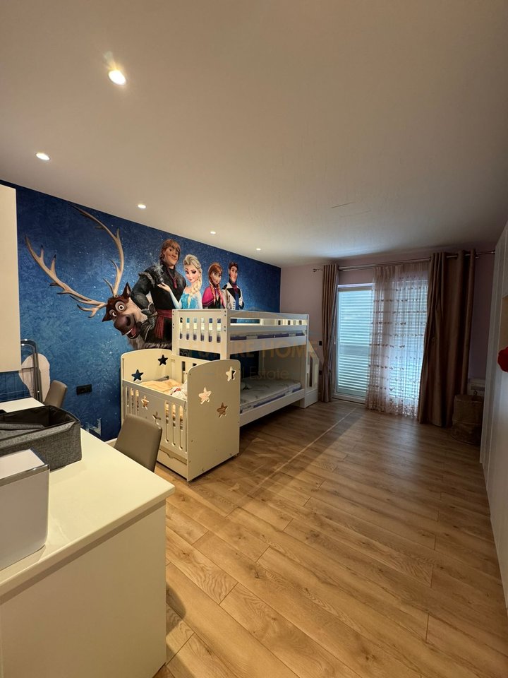 For rent, 3+1+2 Apartment + Parking Space, Fresku.