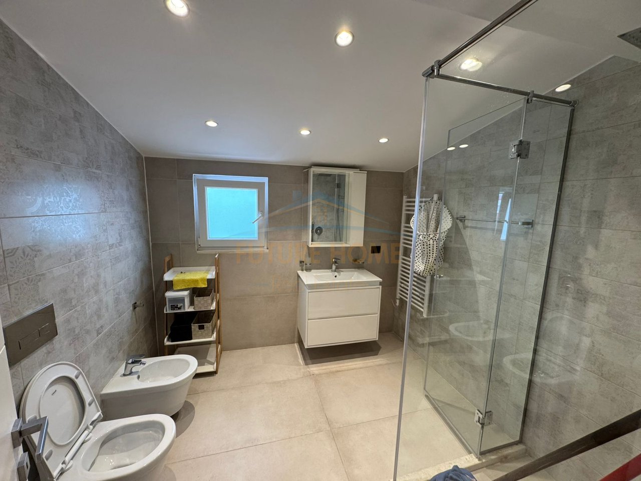 For rent, 3+1+2 Apartment + Parking Space, Fresku.