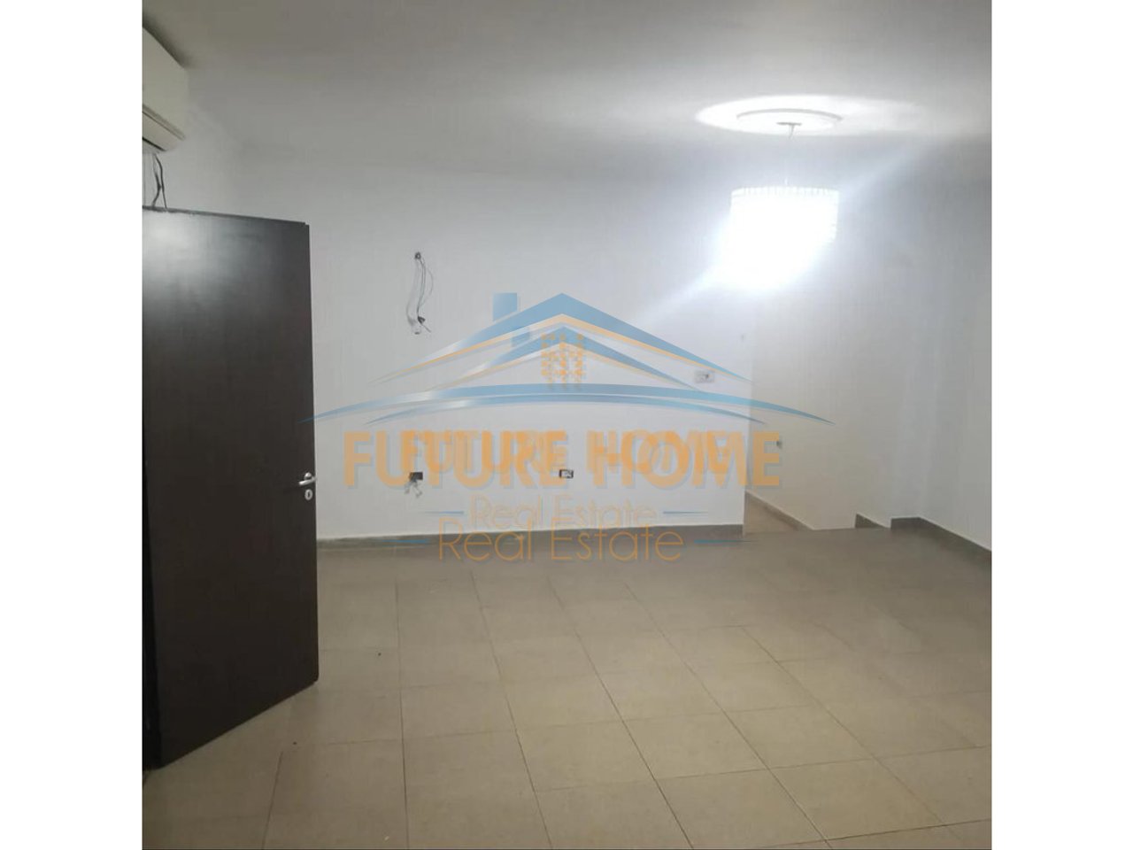 Qira, Ambient, per zyra, Lulishtja 1 Maji