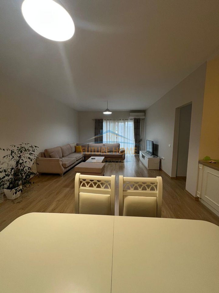 Qira, Apartament 2+1, Kopeshti Zoologjik