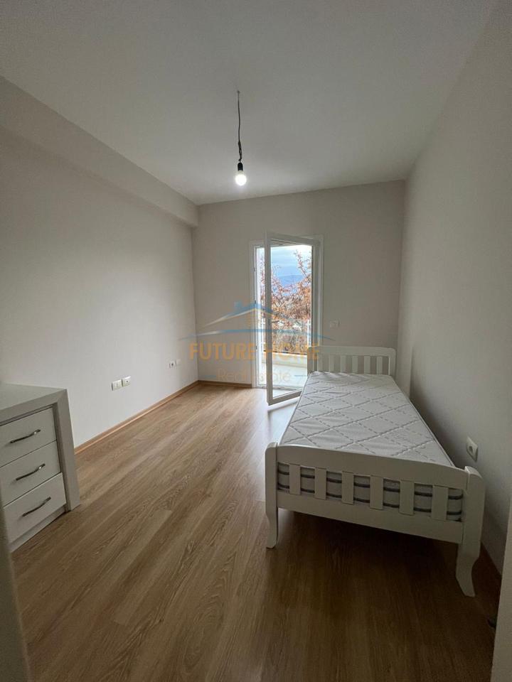 Qira, Apartament 2+1, Kopeshti Zoologjik