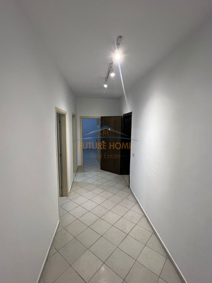 Qera, Apartament 2+1, Unaza e Re, Tiranë.