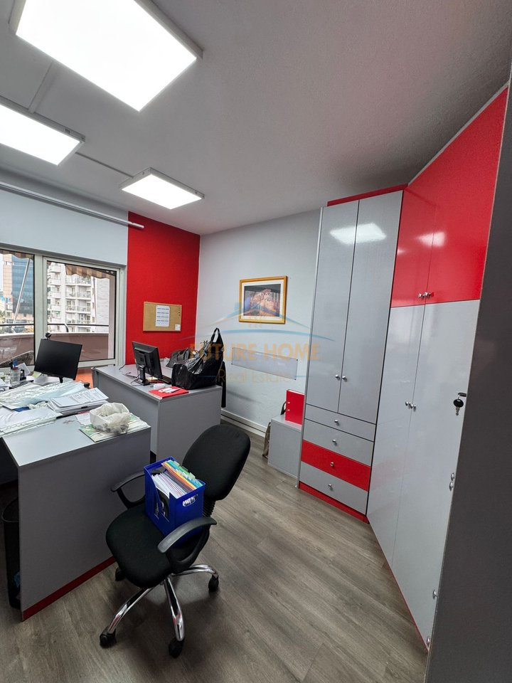 Qera, Ambient për Zyra,Blloku,Tiranë