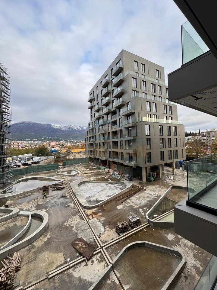 Shitet, Apartament 2+1+2+Depo,Kompleksi "Golden Gate", Pranë Maternitetit të Ri