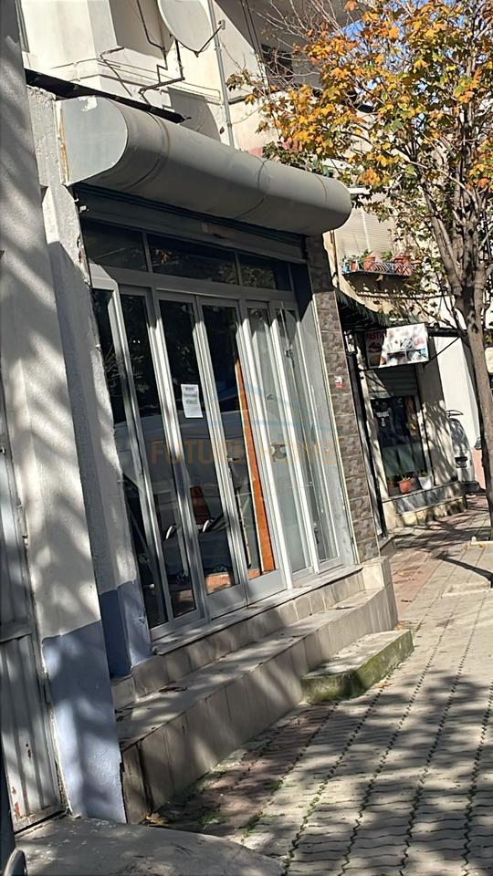 Affitto, Ambiente Commerciale, Vicino a Old Urt, Durazzo