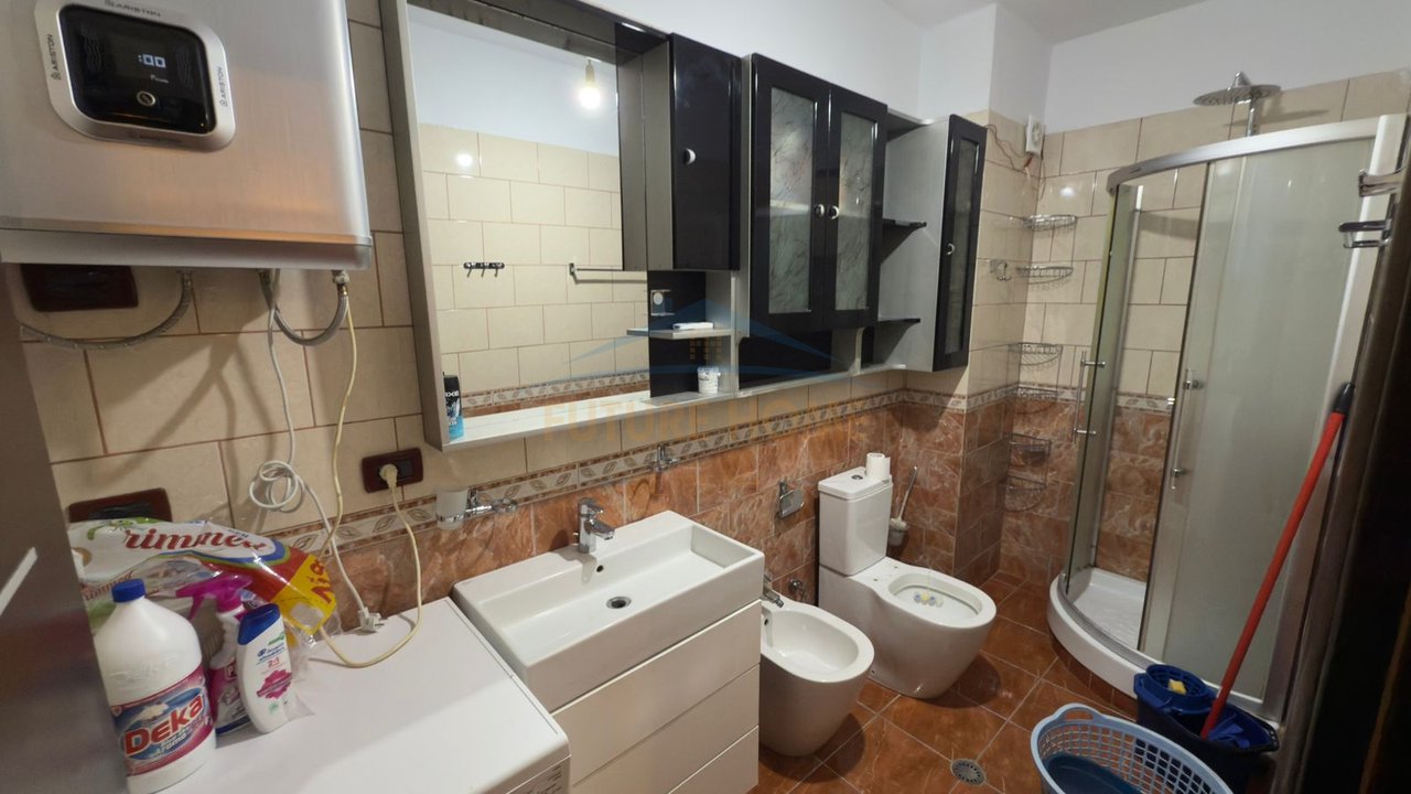 Qera , Apartament 3+1+ Garazh, Unaza e re